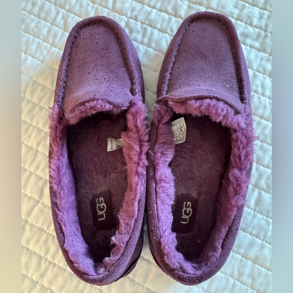 UGG Ansley Slippers in Sparkling Purple